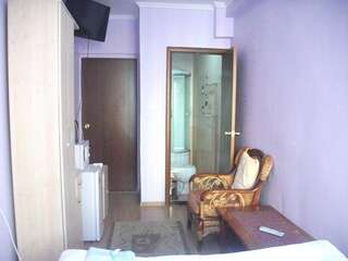 Мини-отель B&B Aktau Актау Одноместный номер с собственной ванной комнатой-4