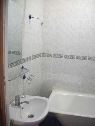 Мини-отель B&B Aktau Актау Одноместный номер с собственной ванной комнатой-8