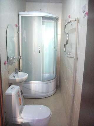 Мини-отель B&B Aktau Актау Одноместный номер с собственной ванной комнатой-20